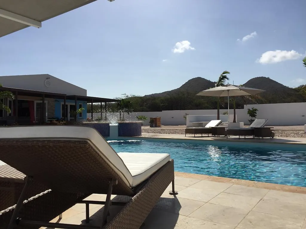 Malika Apartments Westpunt Κουρασάο