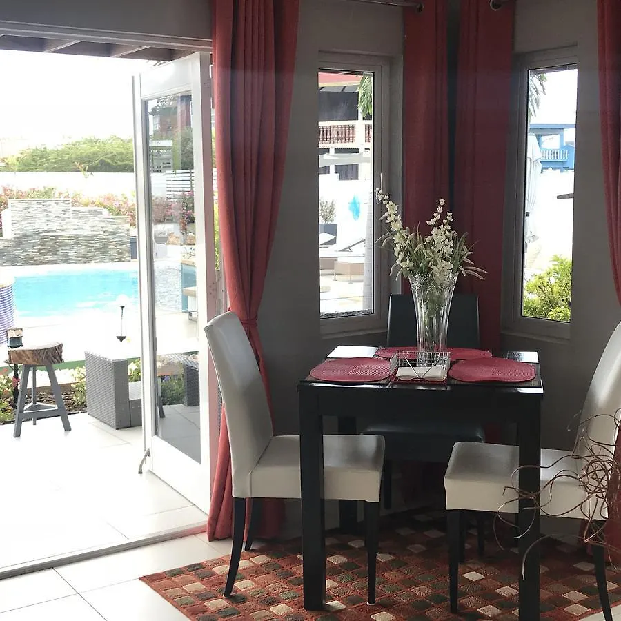Malika Apartments Westpunt 0*,  Κουρασάο