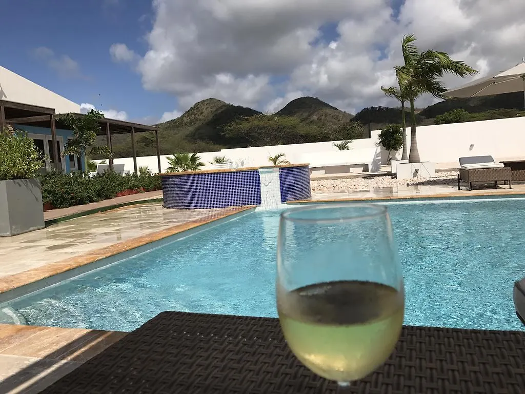 Malika Apartments Westpunt 0*,  Curacao